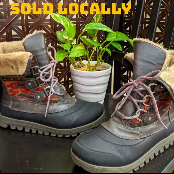 BARETRAPS Convertible Winter Boots: Aztec Yaeger - Picture 1 of 8